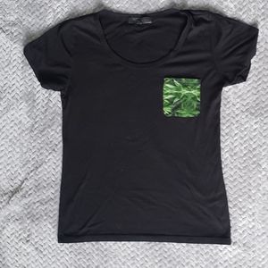 Black tshirt with herb design pocket